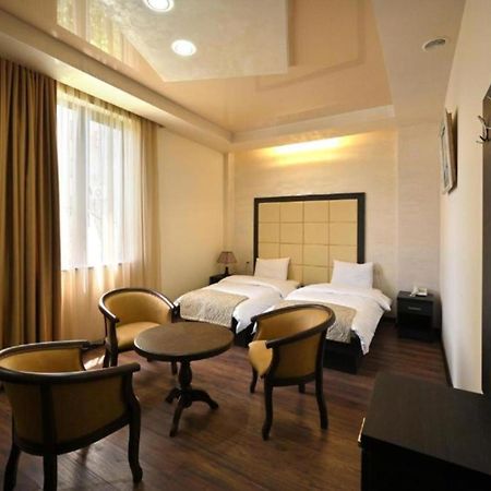 Partez Hotel Jereván Kültér fotó