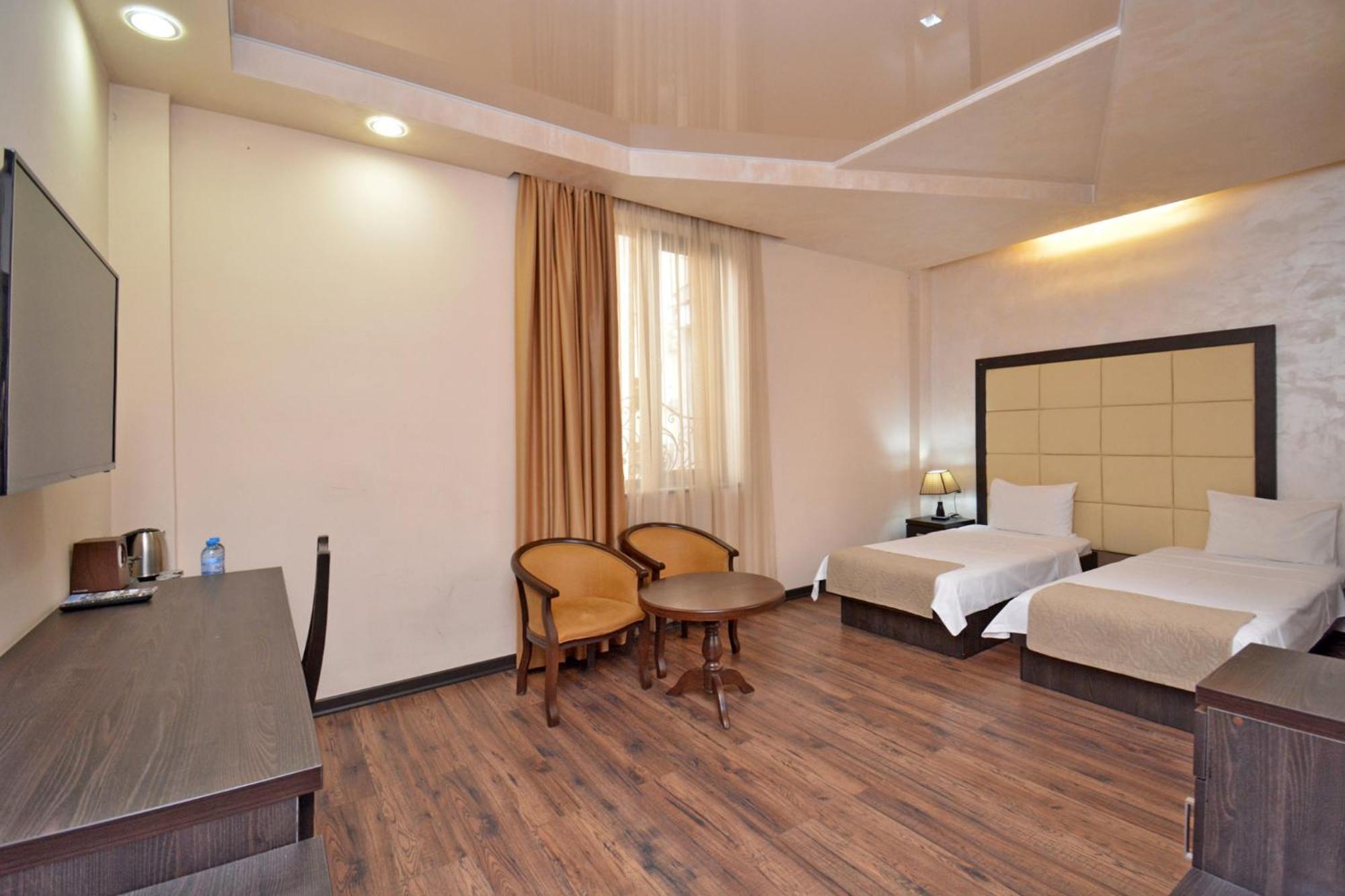 Partez Hotel Jereván Kültér fotó
